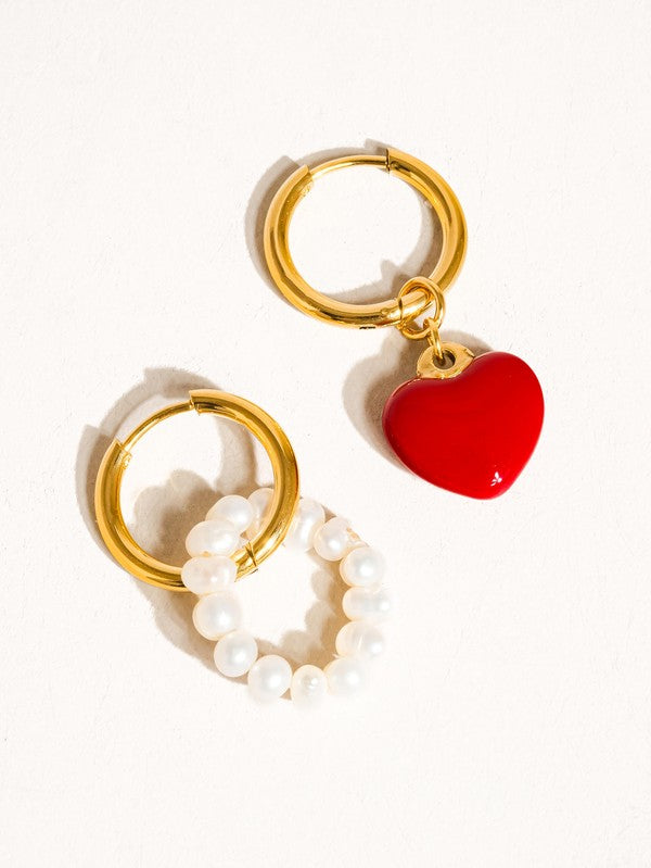 Mismatch Heart Pearl Earring