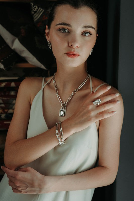 Luxurious bohemian ring